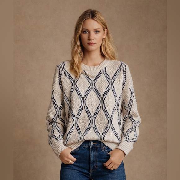 Banana Republic Sweaters - Cotton Knit BR Sweater White & Black • Size L